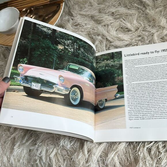 Ford T-Bird By Malcom Birkitt Osprey Automotive 128 Pages Filled With Photos - Picture 16 of 17